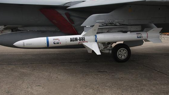 透露"正在向美国求购先进的agm-158隐形巡航导弹"引起外界的广泛关注