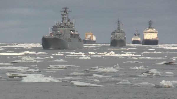 俄海军北方舰队完成第十次北极巡航