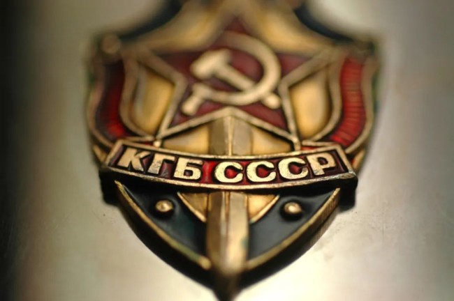 苏联解体后,克格勃没了,"格鲁乌"却全须全尾的留了下来,名称和主要