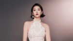 宋茜穿纯白露背纱裙性感迷人 身姿曼妙曲线吸睛