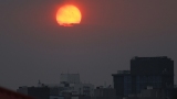 北京：傍晚现红色夕阳