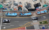 台风“卡努”逼近韩国 渔船上岸避风
