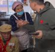 抗美援朝老兵吃饭 店家坚持不收钱 致敬英雄情怀