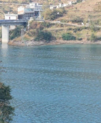 毕节一水域现密集渔网被指违法捕捞 涉事公司正撤网整改