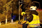 烟花厂爆炸后家属打电话4次才接通 现场救援紧张进行
