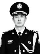 54岁交警处置交通事故时因公牺牲 忠诚为民铸警魂