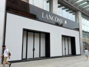 兰蔻在华首家旗舰店已被搬空 从盛况到闭店仅6年