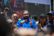 马杜罗表态欢迎委内瑞拉政治对话 促进和平与和解