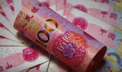 男子“挂床”骗保超10万元，14家保险公司“中招”，法院判了