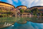 福建龙岩：土楼秋日