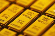 金价跌回8字头了！黄金回收商不敢压货，大克重必须当天甩给上游