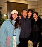 章泽天和梁朝伟夫妇合影 名流齐聚华美银行午宴