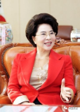 韓國(guó)93歲凍齡女校長(zhǎng)再引熱議 保養(yǎng)秘訣與傳奇人生