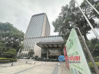 福建一退休教師在澡池去世 疑因滑倒溺亡引發(fā)爭議