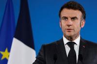 馬克龍?jiān)诖ù笫斋@“龍馬精神” 情緒價(jià)值滿載歸