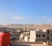 美軍緊急出動F16戰(zhàn)機 展示武力回應襲擊