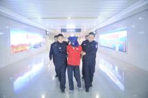 重庆警方破获一起24年前命案积案 坚持不懈终擒凶