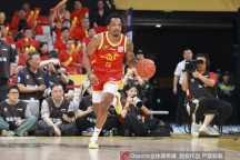小巴里·布朗出戰(zhàn)26分鐘砍22分 高效表現(xiàn)助廣廈大勝
