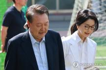 尹錫悅夫婦現(xiàn)身投票站笑著回避提問 金建希53天后首露面