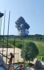 湖南一鞭炮厂爆炸 现场黑烟滚滚 多部门紧急响应