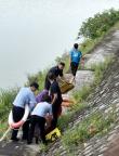 外賣員從10米高橋面跳河救人 英勇行為獲表彰