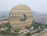 “最丑建筑”铜钱大厦拍卖 无人报名 或迎二次挂拍