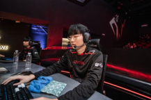 Viper和On迎来德杯首秀 丹尼重点培养新星