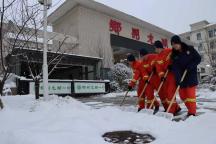 郑州消防驰援五市七地除雪保畅 保障道路畅通与民生安全