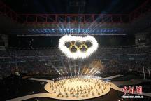 一觉醒来米兰冬奥会开幕了 中国红闪耀赛场