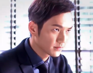 何以琛今年50多岁了！顾漫2003年开始连载，那会的何以琛29岁