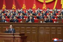 金与正“转正” 阅兵式与金正恩同排 地位显著提升