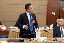 可以卷起来的电池成“显眼包” 创新引领未来方向