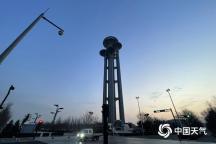 北京今天五级阵风 昼夜温差大 明夜西部北部有小雨 阵风明显注意防风