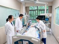 上海一男子旅行刚结束就被送进ICU 一碗手擀面引发胰腺危机