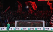 劉殿座代表國足出戰(zhàn)感慨終于等到你 好友王大雷送祝福