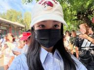 杨紫不给路人打码是接地气还是不懂法 肖像权争议引深思