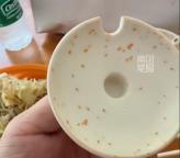 湖北一餐馆调料盖爬满蛆虫 卫生问题引热议