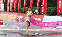 李美珍夺哈尔滨女子半马冠军 四度参赛创佳绩