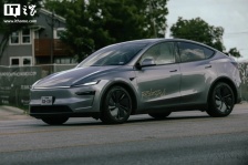 马斯克放豪言：特斯拉自动驾驶系统有望成史上普及速度最快的技术