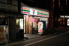 面对印度，7-11选择转身离场