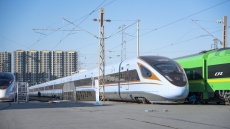 中国促进铁路运输业发展Китайстимулируетразвитиеотраслижелезнодорожноготранспорта