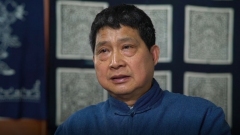 Zhou Jiming : héritier au niveau national de la technique de teinture des tissus imprimés indigo