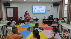 武汉纱帽街朱家山社区开办公益大讲堂 助力青少年学会家庭沟通​
