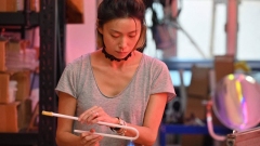 I giovani di Hong Kong ereditano la neon art