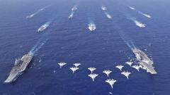 美媒：南海出现中国航母超级编队