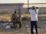 飞行员跪地求饶 美军一天内3架战机在科威特被击落