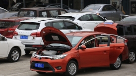 COVID-19 golpea mercado de autos usados de China