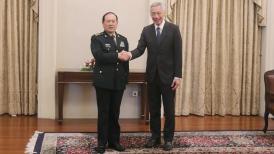 Premier de Singapur se reúne con visitante ministro de Defensa chino