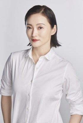 明星场!王媛媛导演版《樱桃园》呈现全新经典