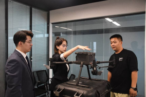打破行业惯例！武汉这所高校团队研发全域智能视觉云台，让云台告别 “一机一用”